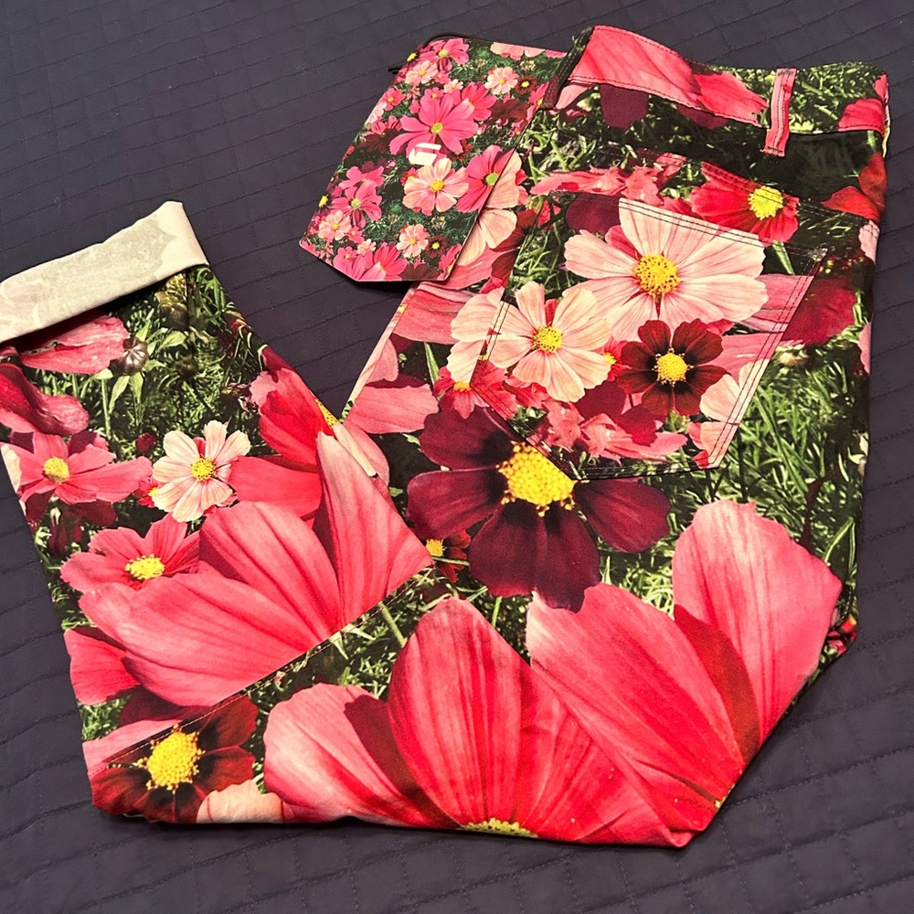 G-Star Floral Print Slim Pants in Pink & Green - Picture 9 of 9